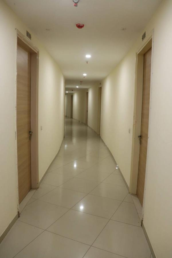 Dubey Homestay - 500 Meter From Temple Vrindavan Ngoại thất bức ảnh